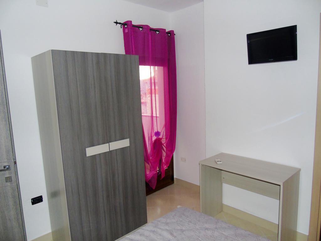B&Birs Oliena Rom bilde