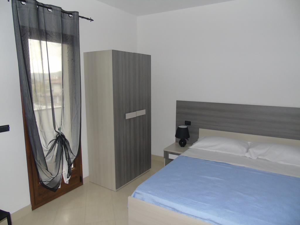 B&Birs Oliena Rom bilde